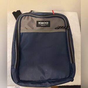 Igloo Navy and Gray Insulated Lunch Box
